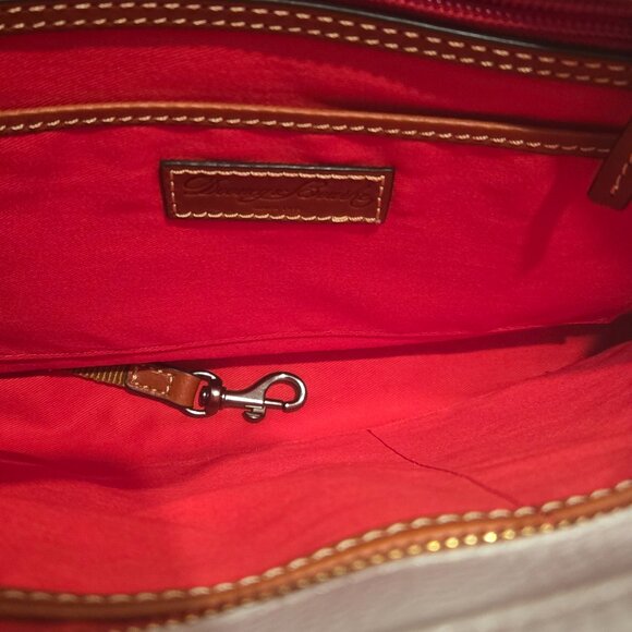 Purse - Picture 3 of 9